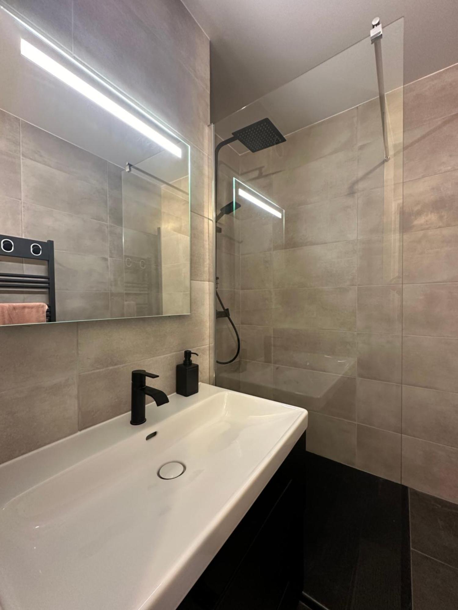 Appartement Proche Paris-Aeroport Cdg-Gare-Disney Villiers-le-Bel Dış mekan fotoğraf